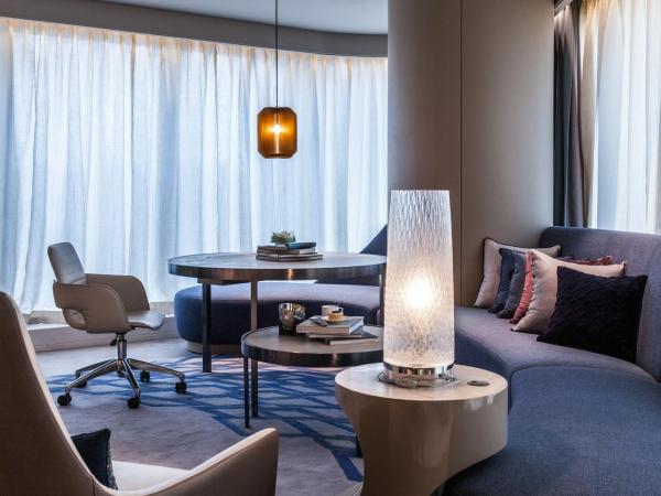 InterContinental Beijing Sanlitun, an IHG Hotel : photo 6 de la chambre suite junior lit king-size avec vue