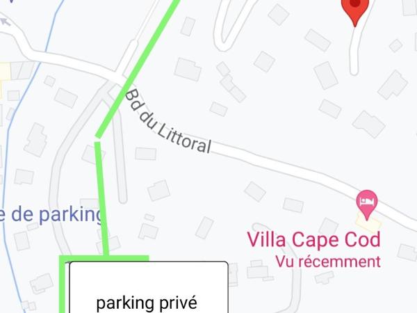 La demeure de Poulpican chambre BROCELIANDE jacuzzi charme et romantique mer plage restaurant à 300m Golfe Saint Tropez : photo 4 de la chambre appartement - vue sur jardin