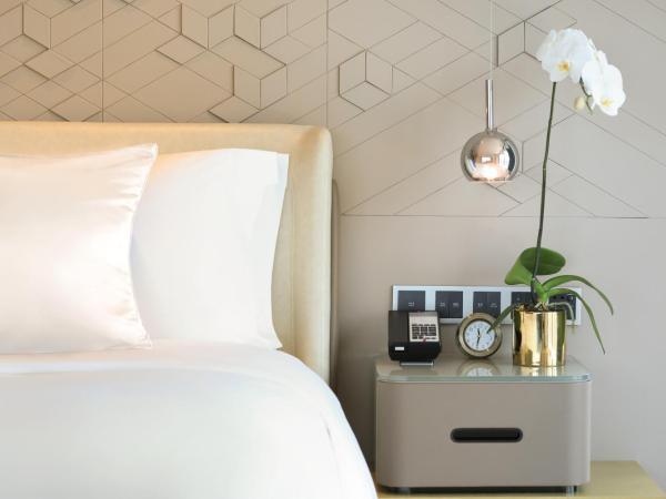 InterContinental Beijing Sanlitun, an IHG Hotel : photo 3 de la chambre suite junior lit king-size - vue sur ville