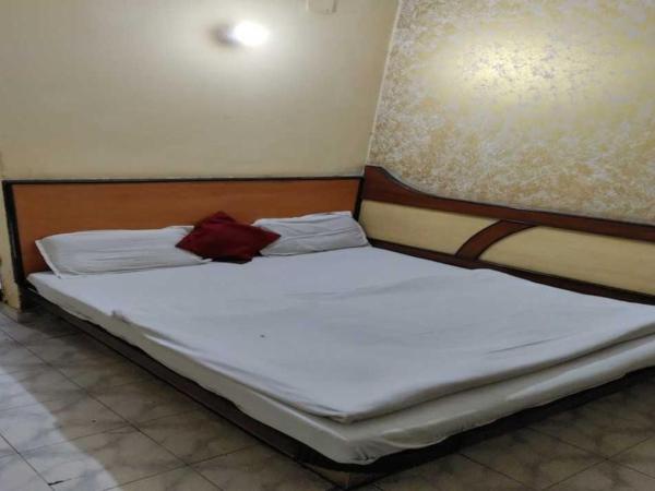 OYO Hotel Travel INN : photo 4 de la chambre chambre triple classique