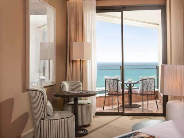 El Fuerte Marbella : photo 1 de la chambre chambre double ou lits jumeaux - vue partielle sur mer