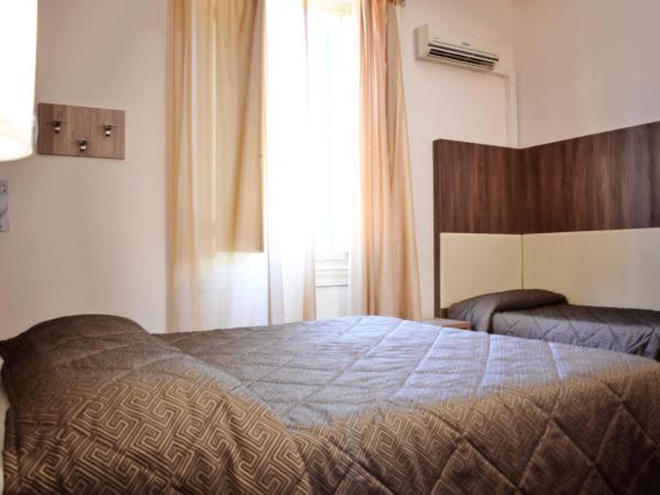 Hotel Arno Bellariva : photo 3 de la chambre chambre triple Économique