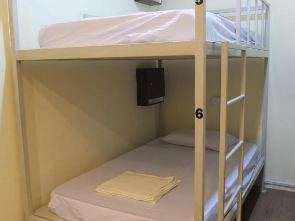 Muntri House : photo 5 de la chambre lit simple en dortoir