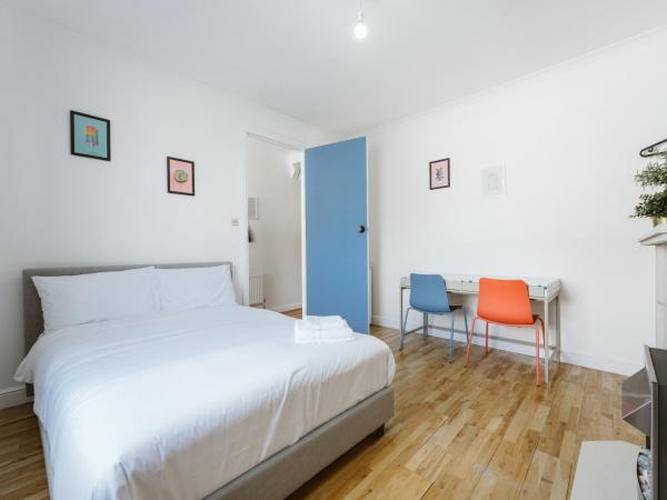 Great Rooms in Stepney Green Station - 12 : photo 2 de la chambre chambre double avec salle de bains commune