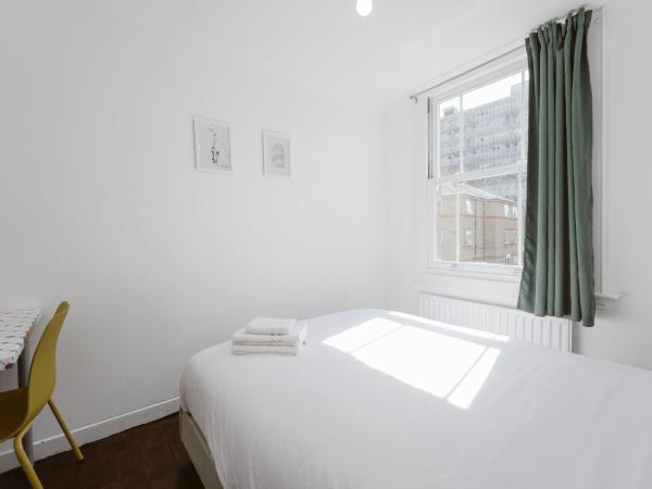 Great Rooms in Stepney Green Station - 12 : photo 3 de la chambre chambre double avec salle de bains commune