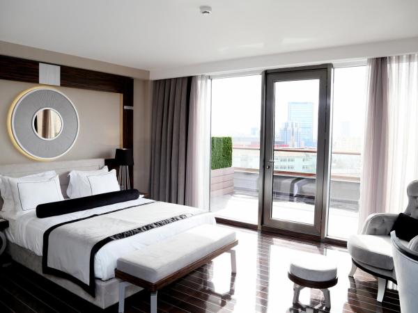 Ramada Hotel & Suites by Wyndham Istanbul- Sisli : photo 1 de la chambre suite penthouse