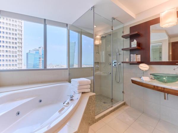 Jumeirah Living World Trade Centre Dubai : photo 1 de la chambre résidence 2 chambres en duplex avec bain à remous privé