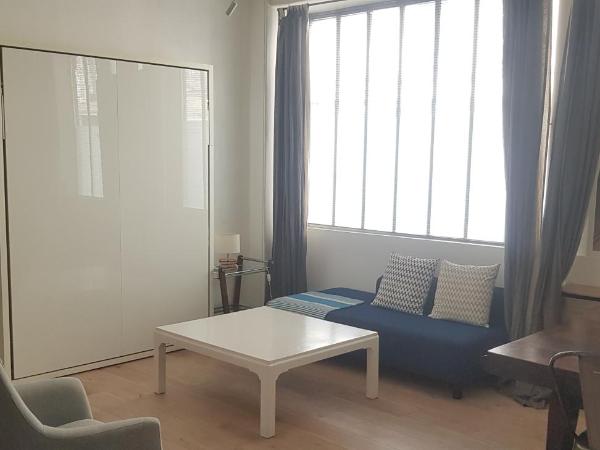 Charming Loft - Tour Eiffel/ Rue Cler : photo 6 de la chambre loft