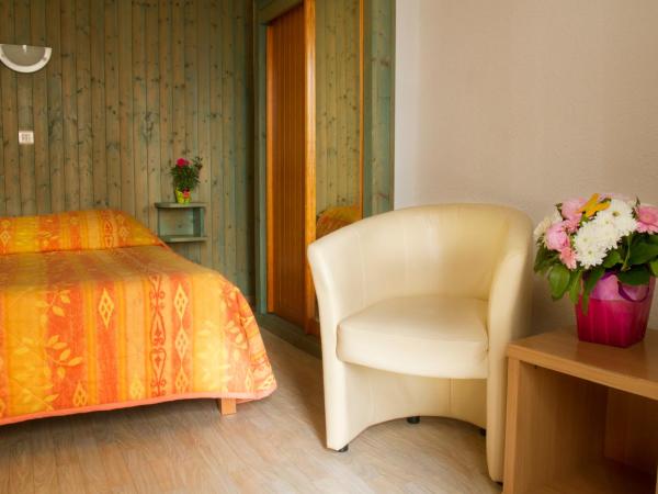 Hôtel de la Grotte : photo 4 de la chambre chambre double supérieure