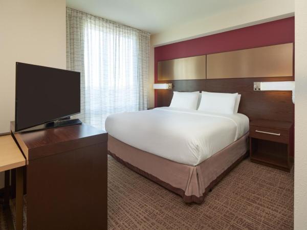 Residence Inn by Marriott Philadelphia Airport : photo 6 de la chambre studio lit king-size