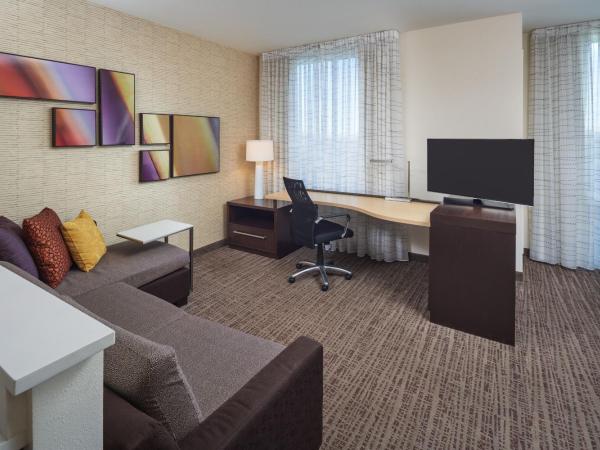 Residence Inn by Marriott Philadelphia Airport : photo 7 de la chambre studio lit king-size