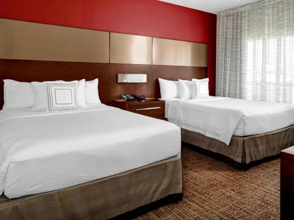 Residence Inn by Marriott Philadelphia Airport : photo 5 de la chambre suite 1 chambre avec 2 lits queen-size
