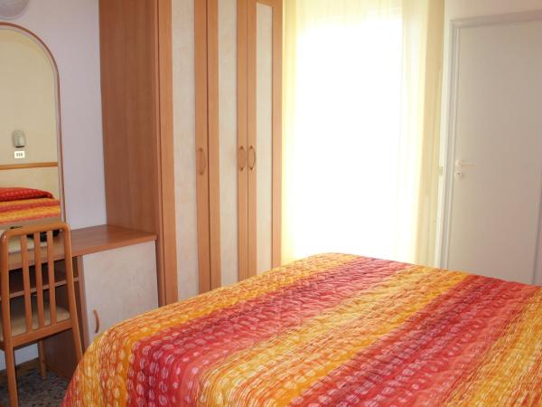 Hotel Apis : photo 2 de la chambre chambre double