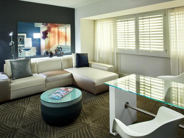 W Los Angeles - West Beverly Hills : photo 1 de la chambre suite d'angle spectacular 1 chambre lit king-size