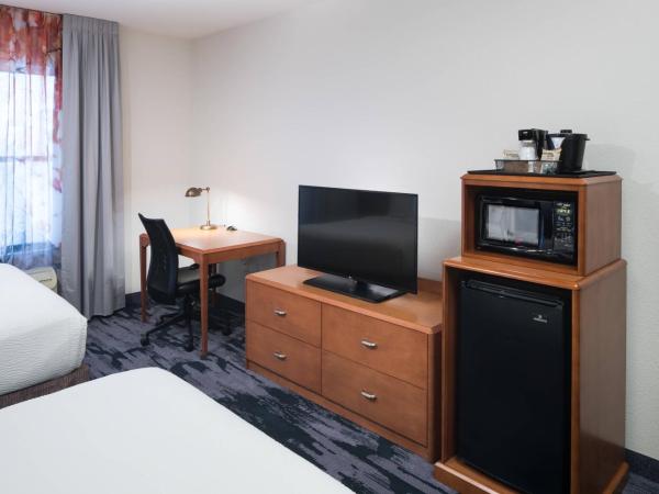 Fairfield Inn Suites by Marriott Orlando At SeaWorld : photo 2 de la chambre chambre avec 2 grands lits queen-size 