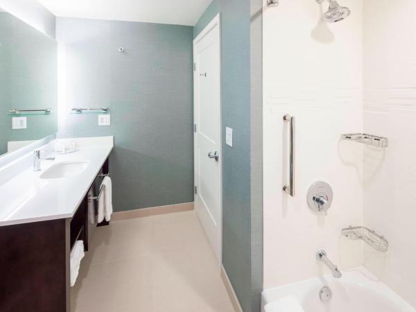Residence Inn by Marriott Near Universal Orlando : photo 3 de la chambre suite lit king-size