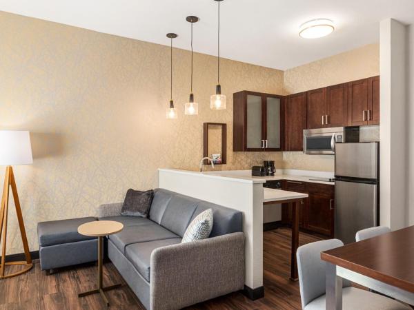 Residence Inn Denver Cherry Creek : photo 3 de la chambre studio queen avec 2 lits queen-size et un canapé-lit