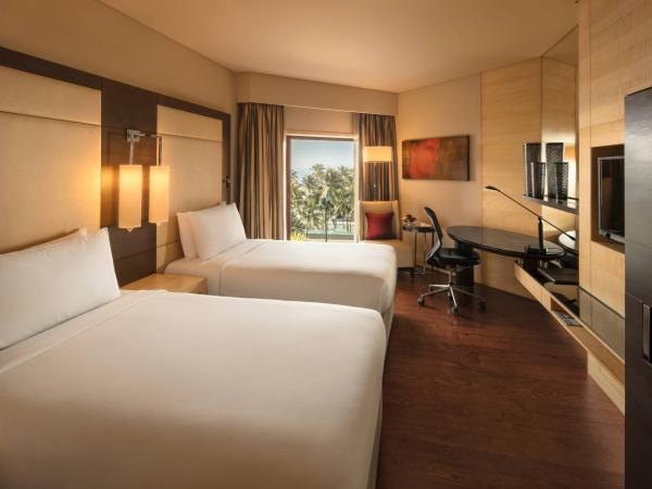 JW Marriott Mumbai Juhu : photo 1 de la chambre guest room, 2 twins, city view                  