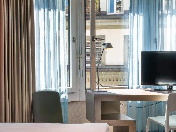 Continental Park : photo 4 de la chambre chambre lits jumeaux design