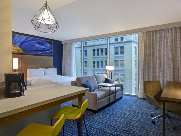 Residence Inn by Marriott New Orleans French Quarter Area/Cen B : photo 1 de la chambre studio avec 2 grands lits
