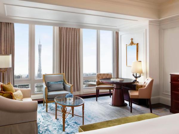 The Ritz-Carlton, Guangzhou : photo 1 de la chambre club canton tower river view room