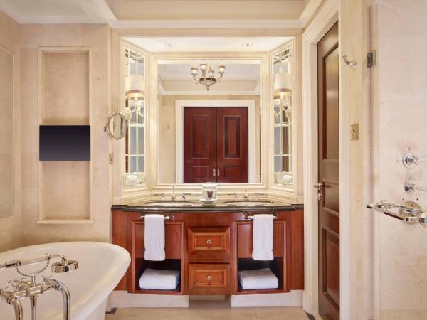 The Ritz-Carlton, Guangzhou : photo 3 de la chambre carlton city view suite