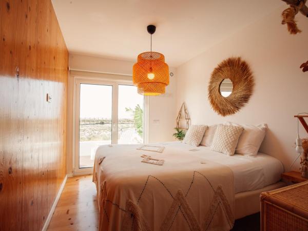 We Surf House : photo 1 de la chambre chambre double ou lits jumeaux standard - vue sur mer
