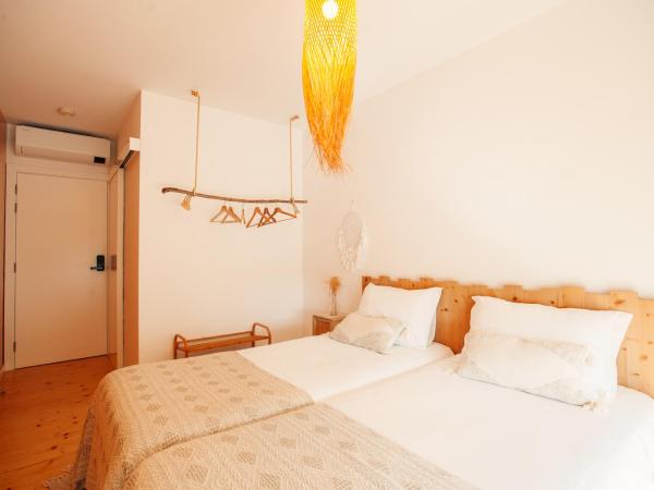 We Surf House : photo 2 de la chambre chambre familiale - vue latérale sur mer