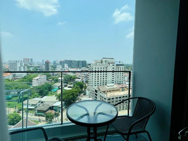 Perfect top pool view condo Astra sky river : photo 4 de la chambre villa