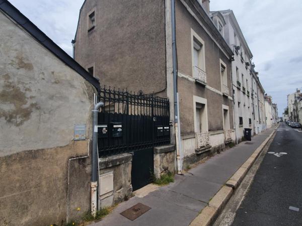 Cocon cosy avec SDB privée à Tours centre : photo 7 de la chambre chambre double