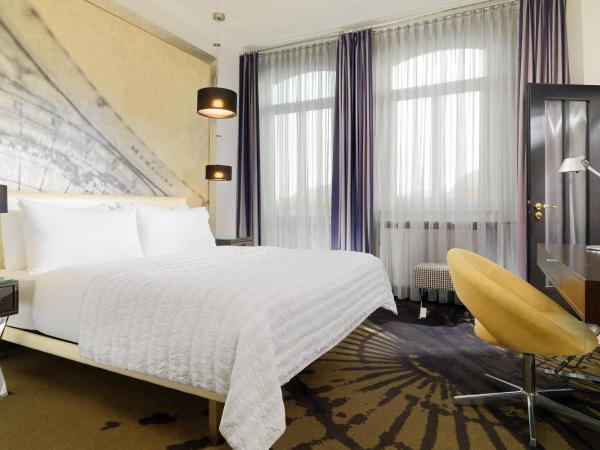 Le Méridien Grand Hotel Nürnberg : photo 1 de la chambre chambre lit king-size deluxe