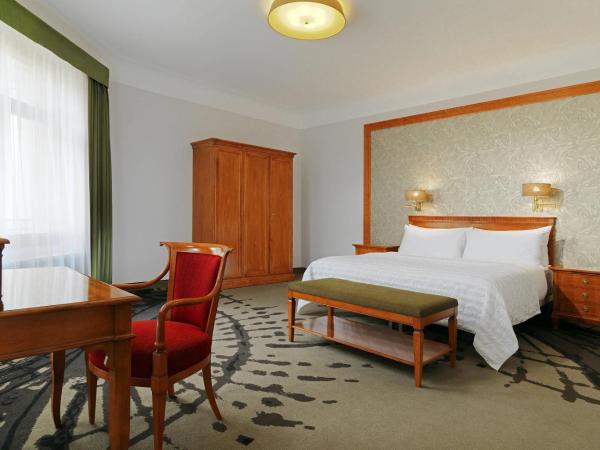 Le Méridien Grand Hotel Nürnberg : photo 3 de la chambre suite exécutive, 1 lit king-size