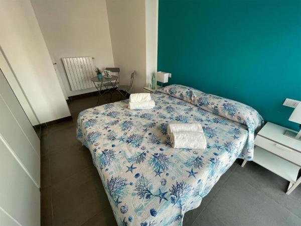 Silvia & Simone's House : photo 2 de la chambre chambre double avec salle de bains privative