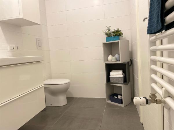 Silvia & Simone's House : photo 6 de la chambre chambre double avec salle de bains privative