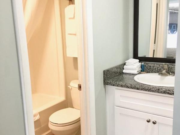 Ocean Plaza Motel : photo 2 de la chambre chambre 2 lits queen-size avec kitchenette