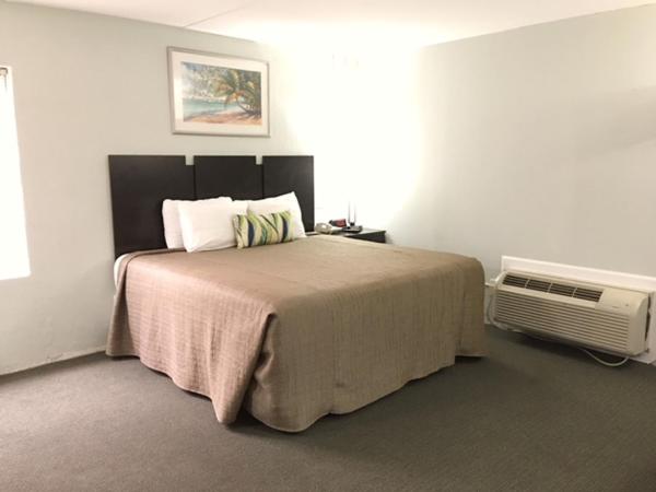 Ocean Plaza Motel : photo 4 de la chambre non-oceanfront king room with kitchen 