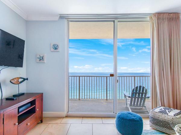 Beachfront Spacious Cozy Condo - Pools, Hot Hub, Spa - Walk to Pier Park in PCB : photo 1 de la chambre appartement - vue sur mer