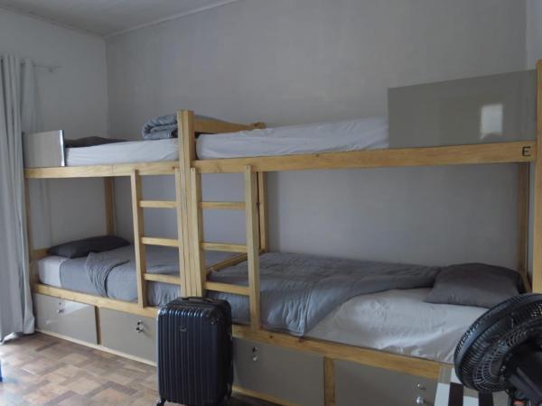 Gup Hostel : photo 4 de la chambre lit superposé dans dortoir mixte