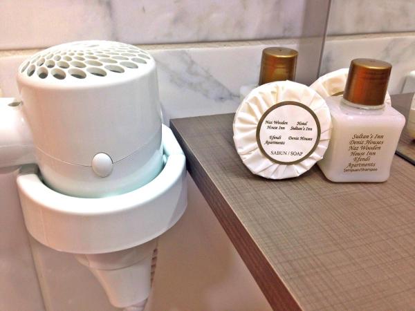 Naz Wooden House Inn : photo 1 de la chambre chambre double deluxe avec balcon