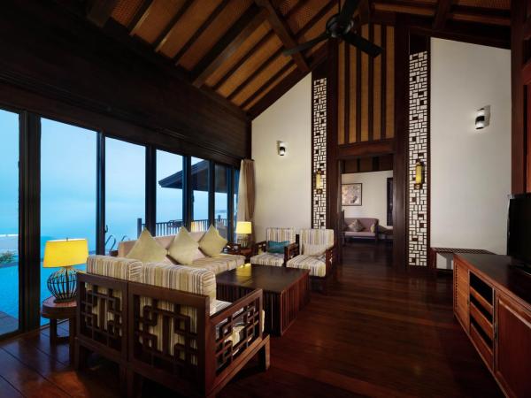 Yalong Bay Earthly Paradise Birds Nest Resort （Mountain Villas) : photo 3 de la chambre two-bedroom villa with private pool - genting crane all  sea view villa (only accommodate citizens of mainland china with a valid people's republic of china id card upon check-in)
