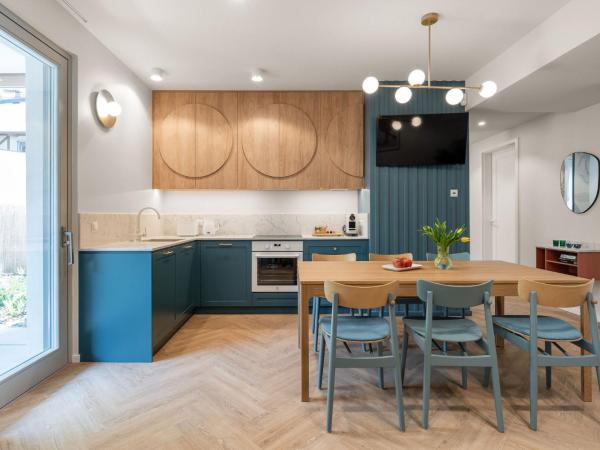 Baltic Wave Boutique Apartments with sauna and gym : photo 1 de la chambre two-bedroom superior suite with patio