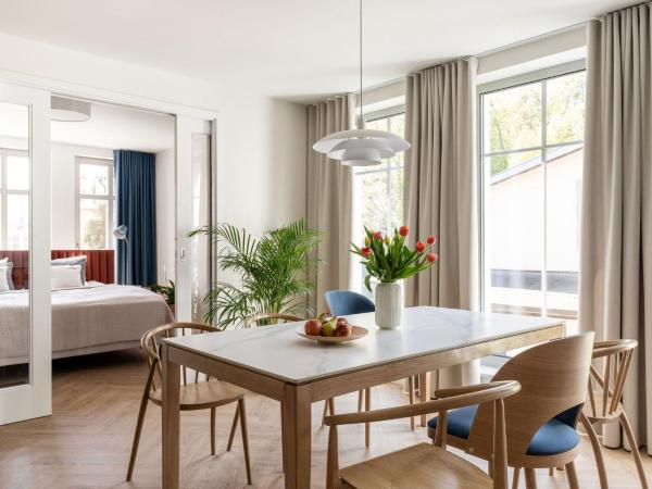 Baltic Wave Boutique Apartments with sauna and gym : photo 3 de la chambre suite lit king-size