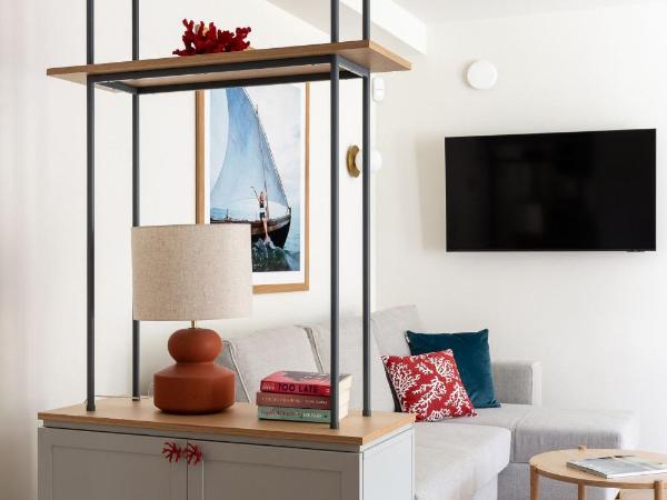 Baltic Wave Boutique Apartments with sauna and gym : photo 9 de la chambre suite lit king-size