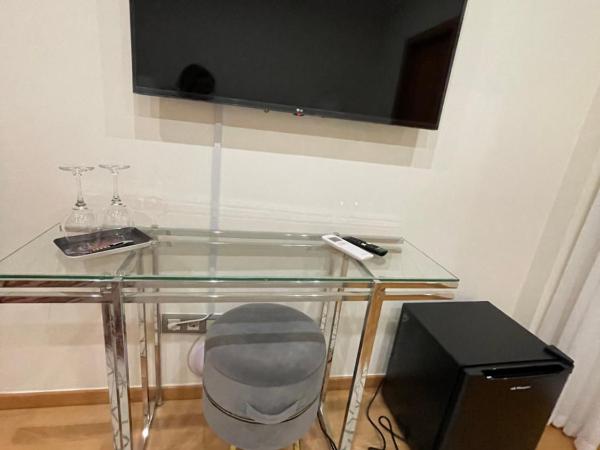 Sunny, The House - AL : photo 5 de la chambre chambre lit queen-size avec balcon