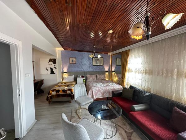 Life Inn Hotel : photo 6 de la chambre suite avec balcon