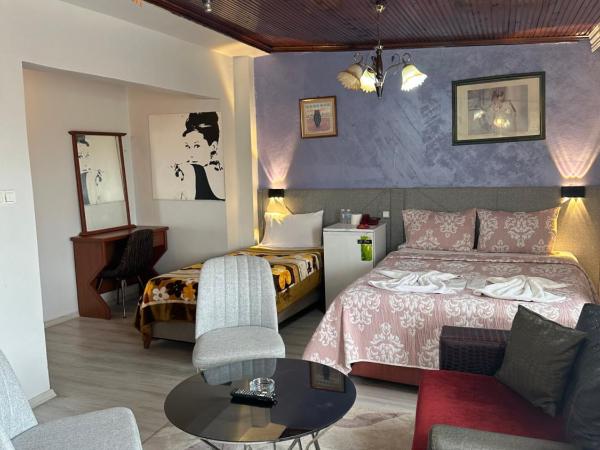 Life Inn Hotel : photo 8 de la chambre suite avec balcon