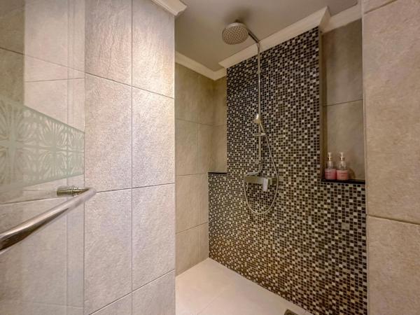 At Pingnakorn Riverside : photo 10 de la chambre chambre lits jumeaux deluxe