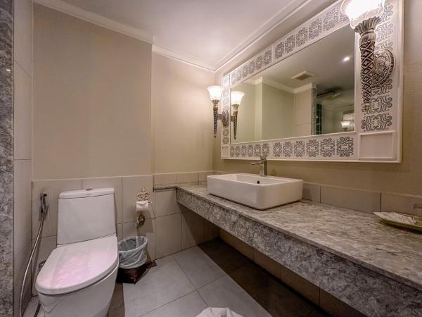 At Pingnakorn Riverside : photo 4 de la chambre chambre triple deluxe