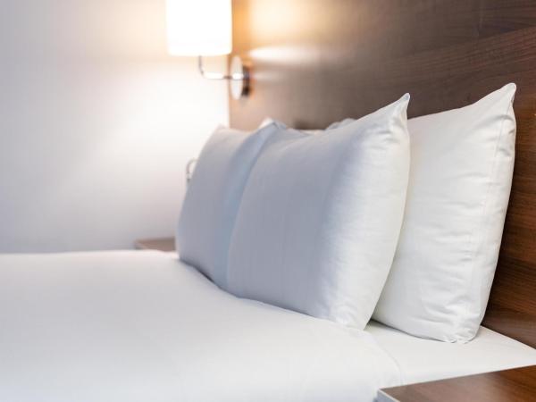 Heeton Concept Hotel - City Centre Liverpool : photo 2 de la chambre chambre lit king-size - accessible aux personnes à mobilité réduite