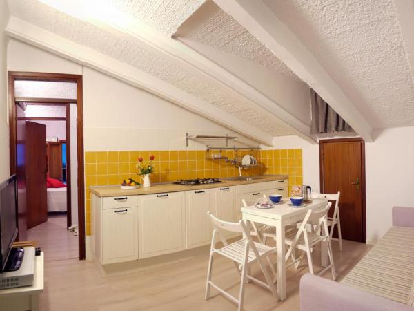 Hotel Germania : photo 3 de la chambre appartement standard
